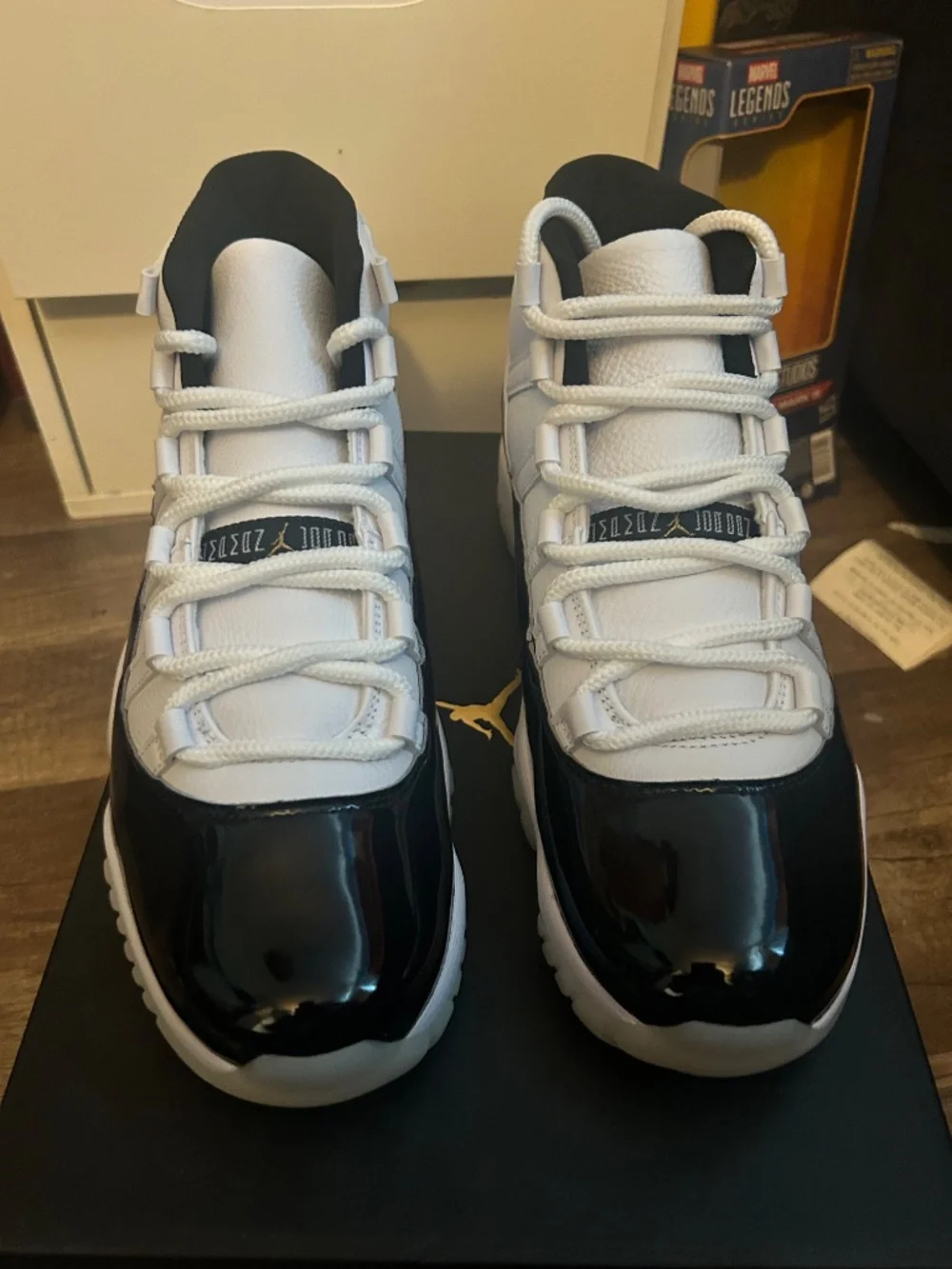 Air Jordan 11 gratitude men’s size 10